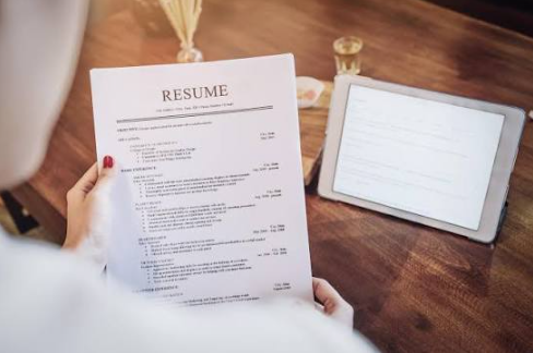 How to Present Internships as Professional Experience